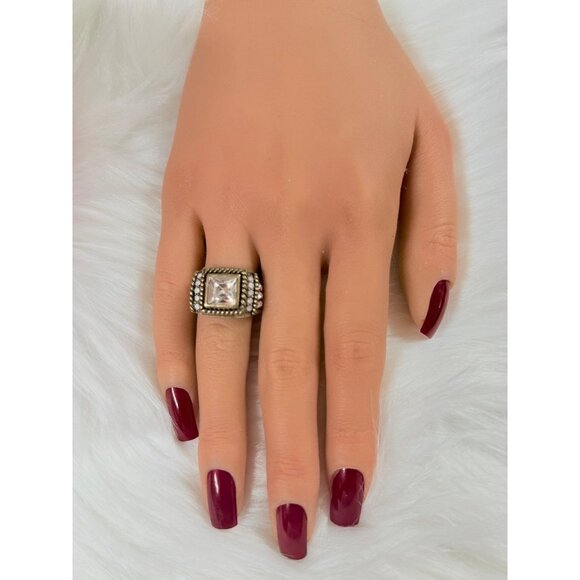 Heidi Daus Swarovski Ring - Picture 9 of 9